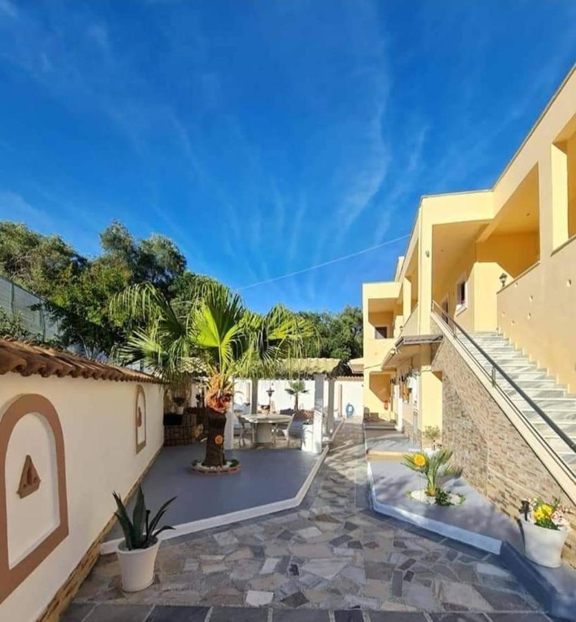 Loukia'S Studios And Apartments Paramonas  Exterior photo